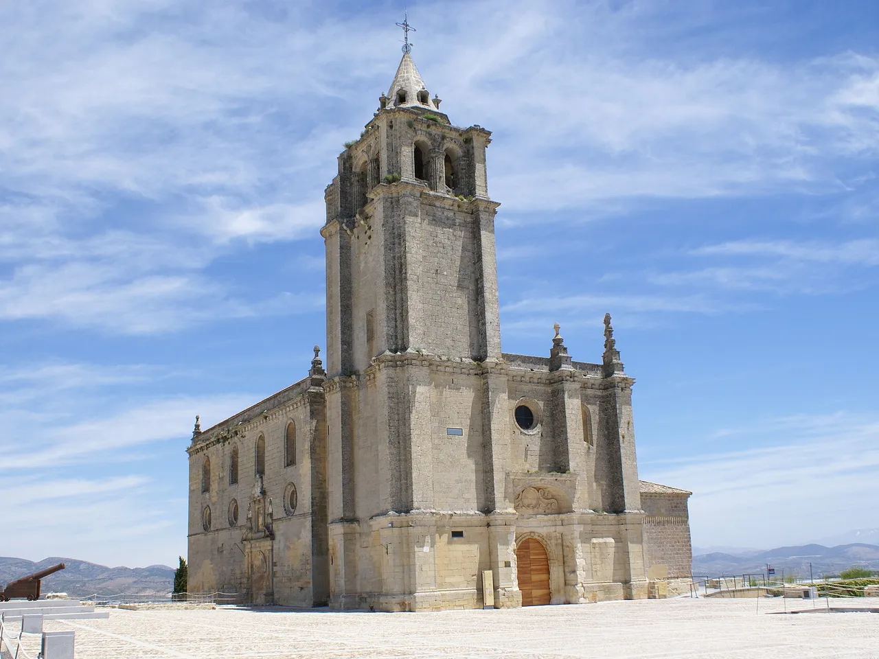 Iglesia Mayor Abacial de la Fortaleza de la Mota