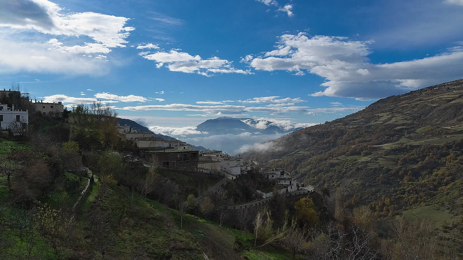 Barranco de Poqueira desde Capileira