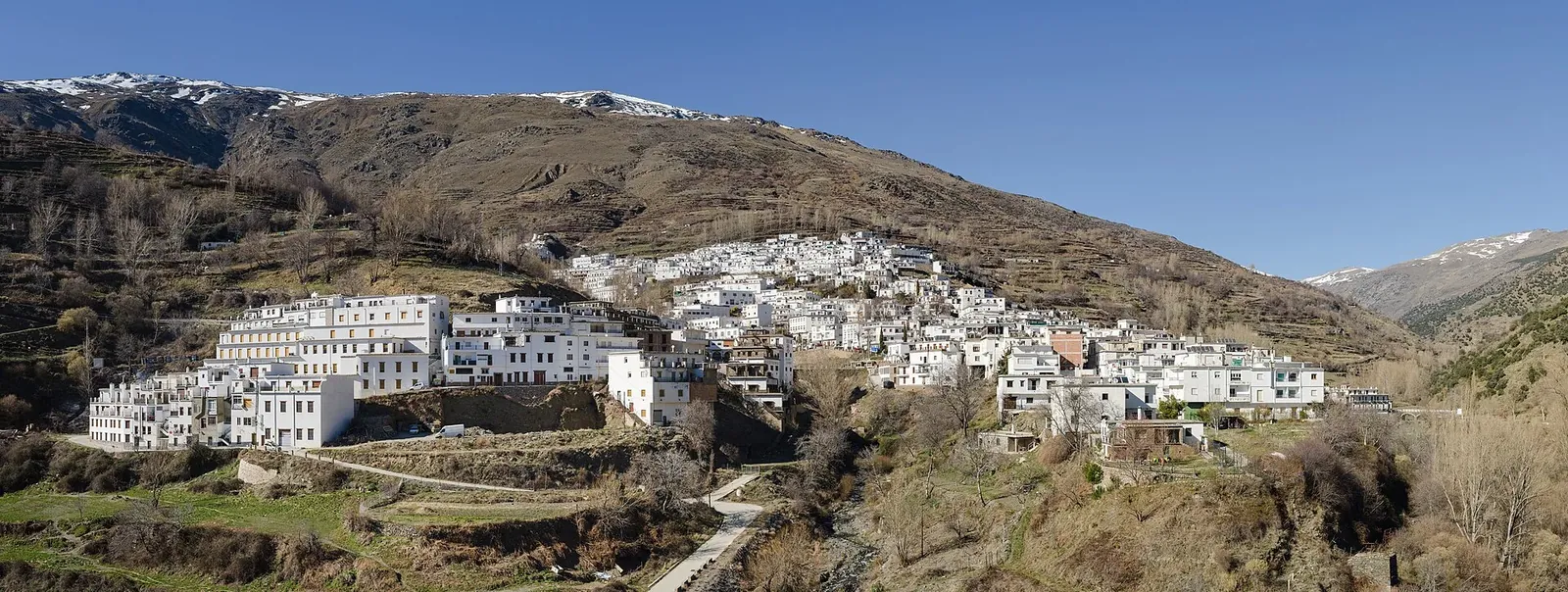 Panorámica de Trevélez en la Alpujarra