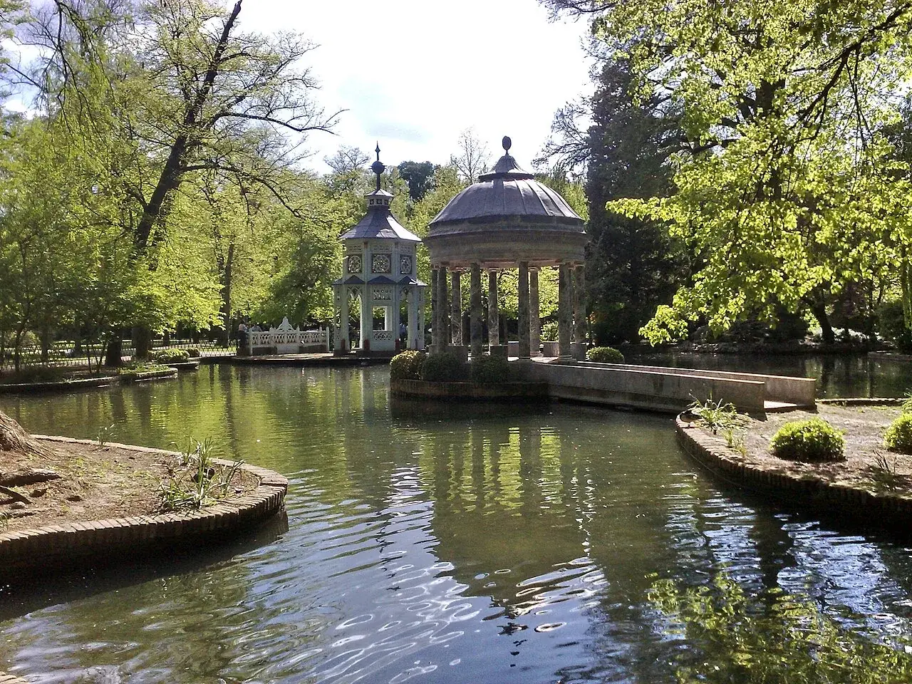 Estanque junto al Palacio Real de Aranjuez