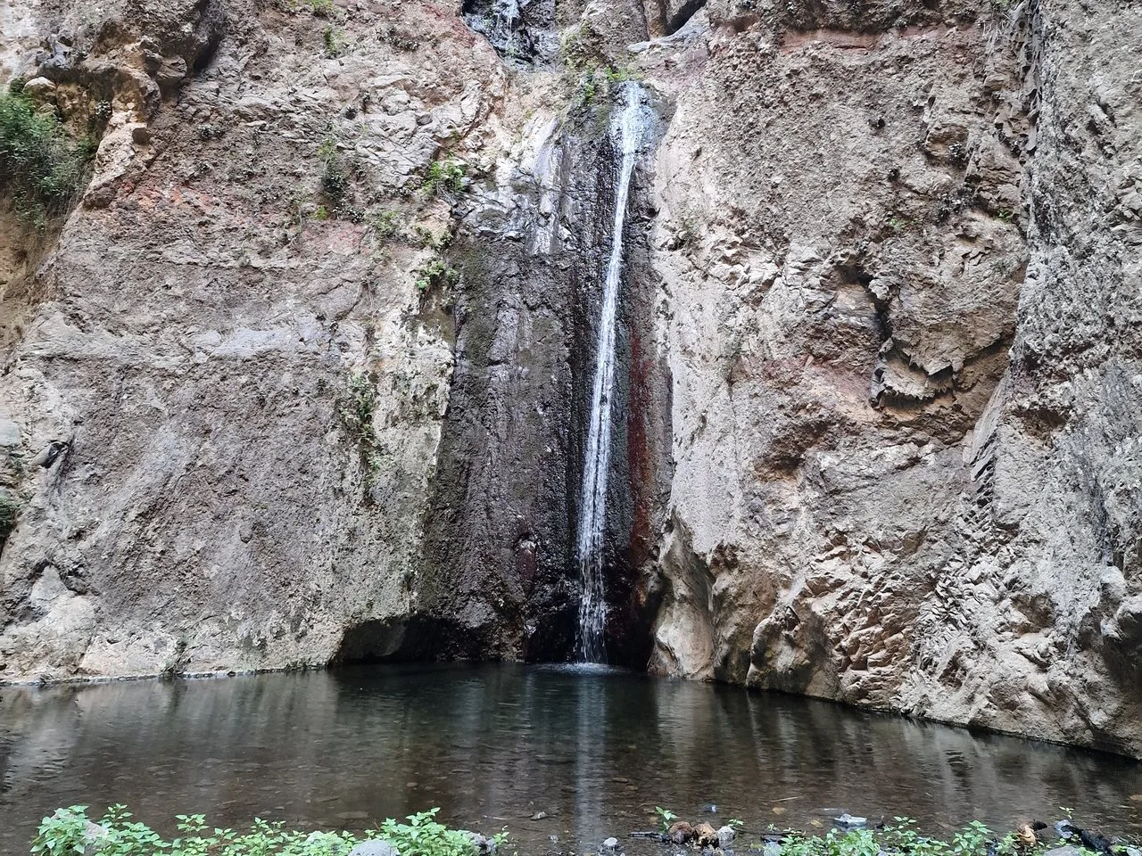 Cascada del Barranco del Infierno con su poza