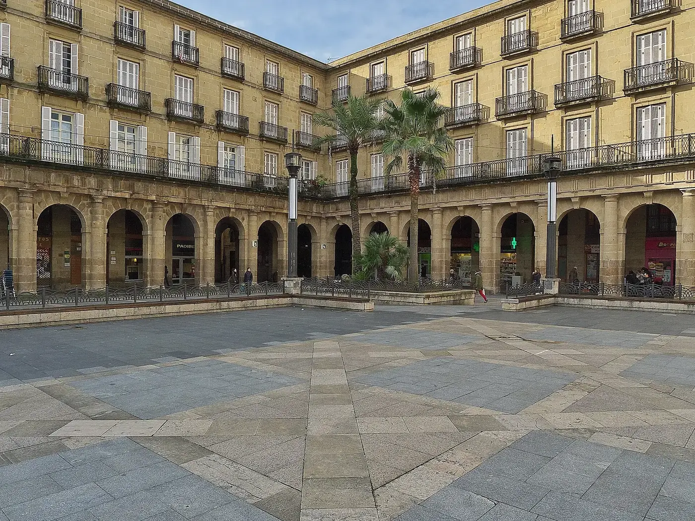 Plaza Nueva porticada de Bilbao