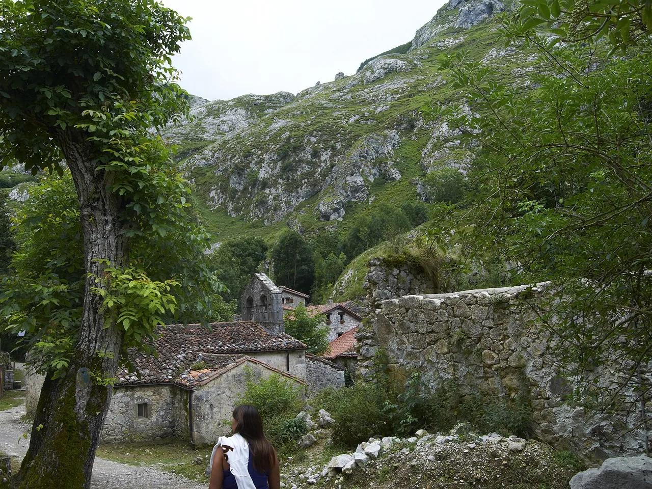 Casas de piedra de Bulnes