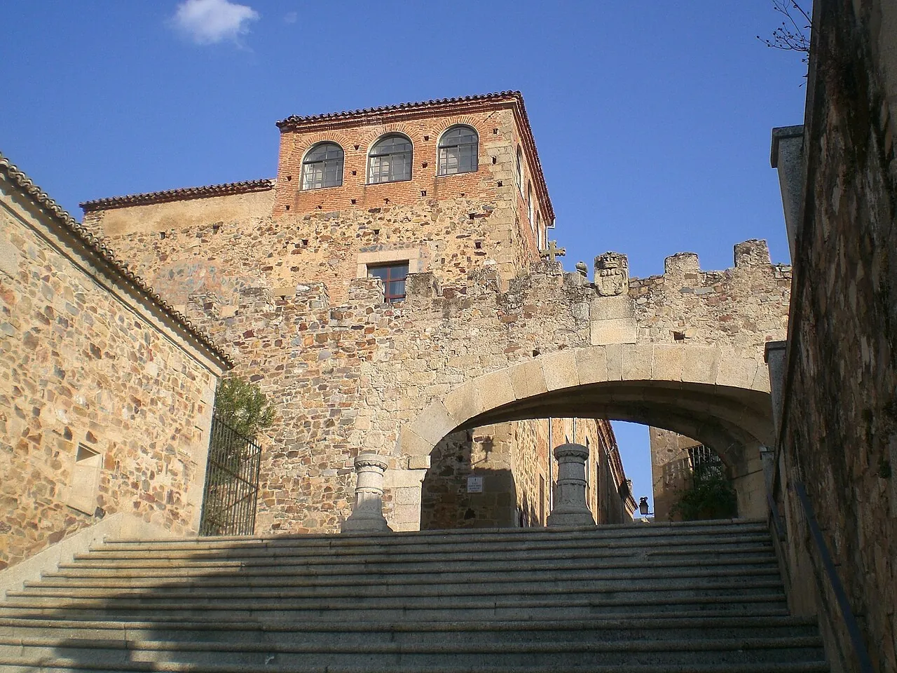 Arco de la Estrella de Cáceres