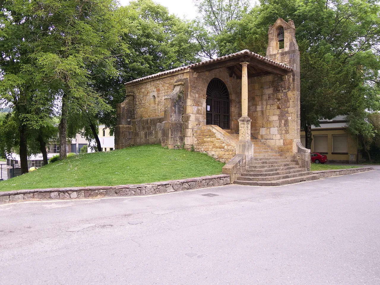 Capilla de la Santa Cruz de Cangas de Onís