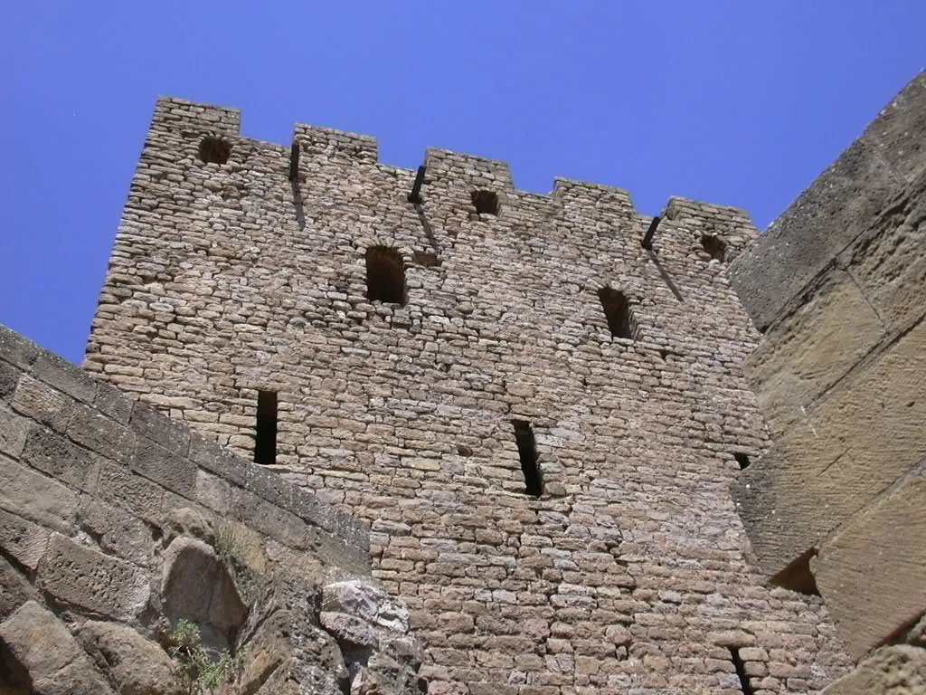Torre del homenaje del castillo de Loarre