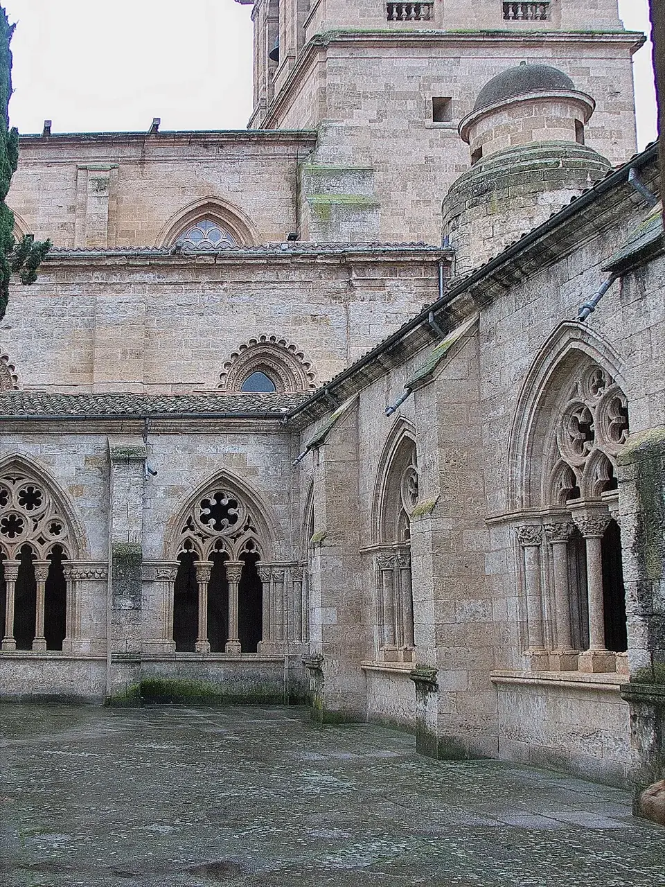 Claustro de la catedral de Ciudad Rodrigo