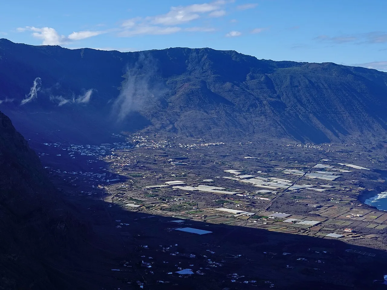 Valle del Golfo visto desde lo alto en El Hierro