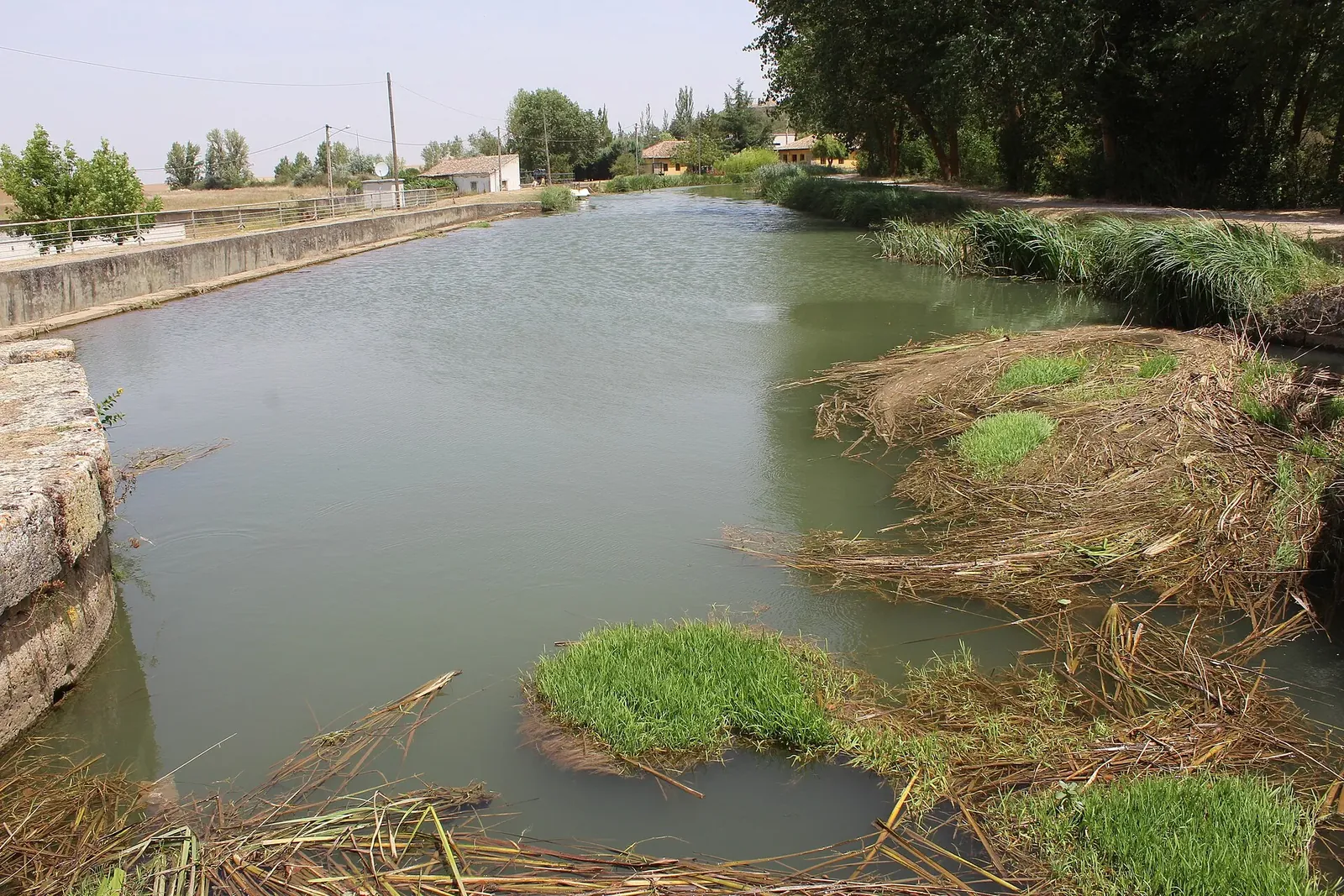 Esclusa cuádruple del Canal de Castilla en Frómista