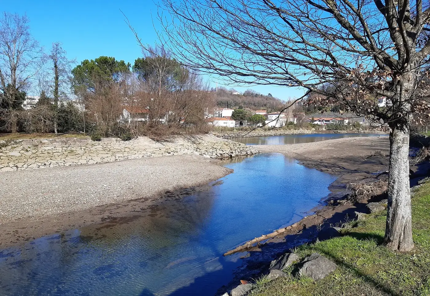 Río Bidasoa junto a la Isla de los Faisanes