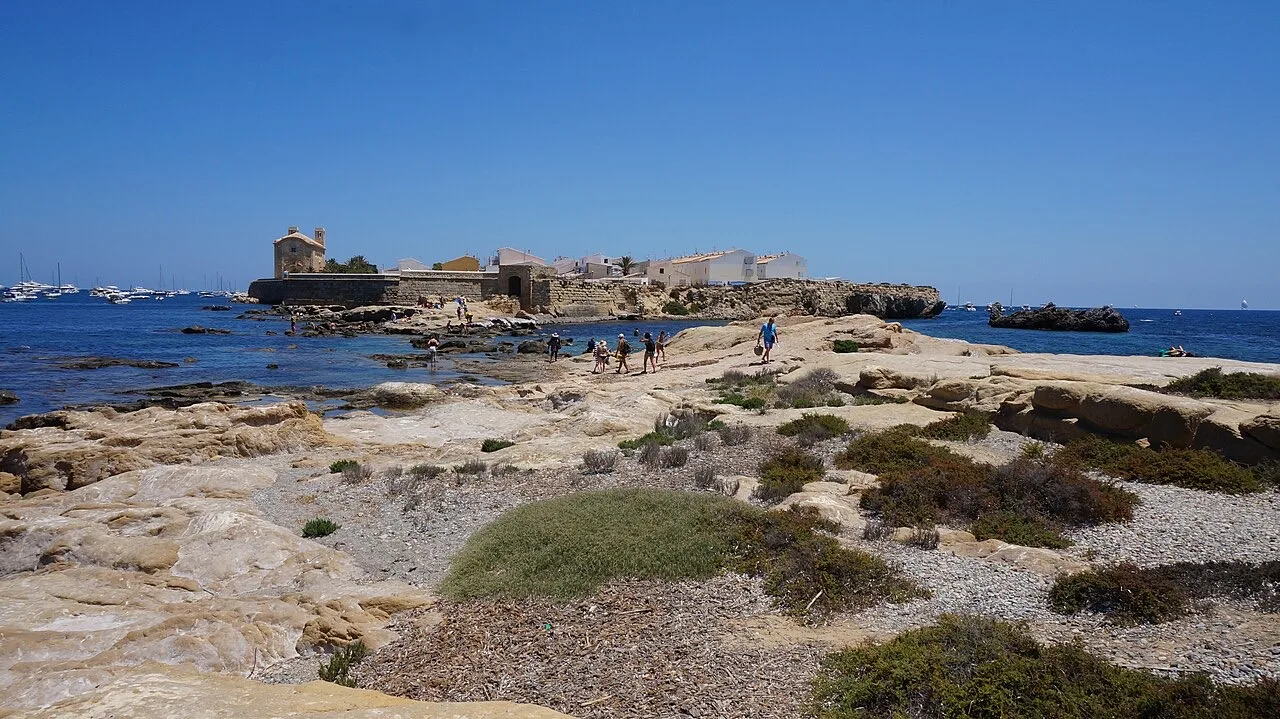 Murallas de Tabarca vistas desde el sur