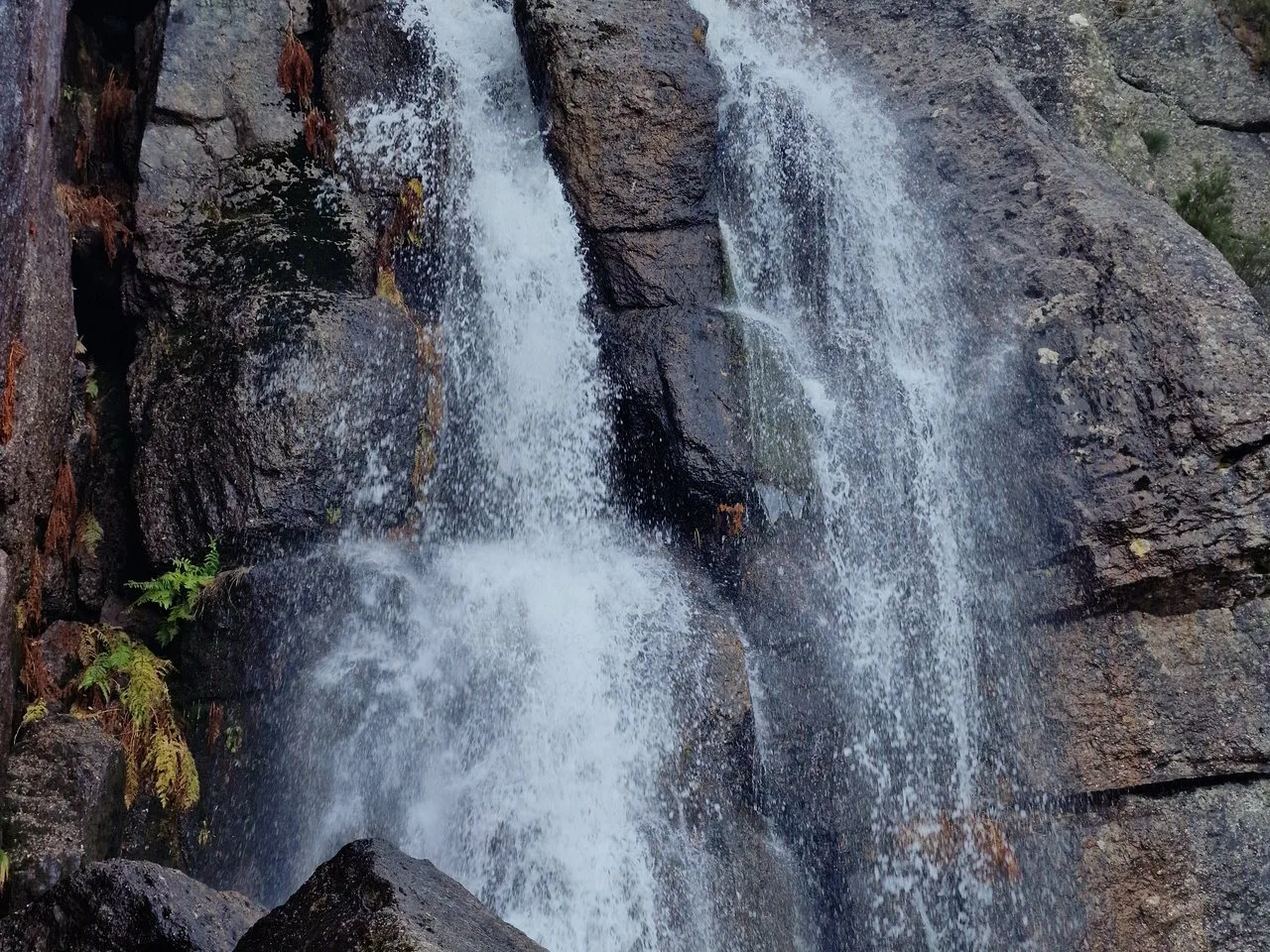 Cascada de la Laguna Negra