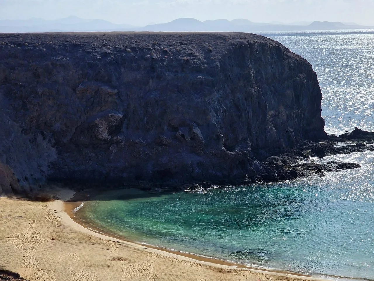 Playa de Papagayo desde el acantilado