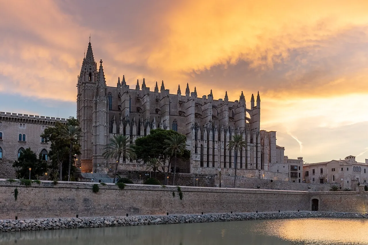 Qué ver en Mallorca: calas, la Serra de Tramuntana y Palma