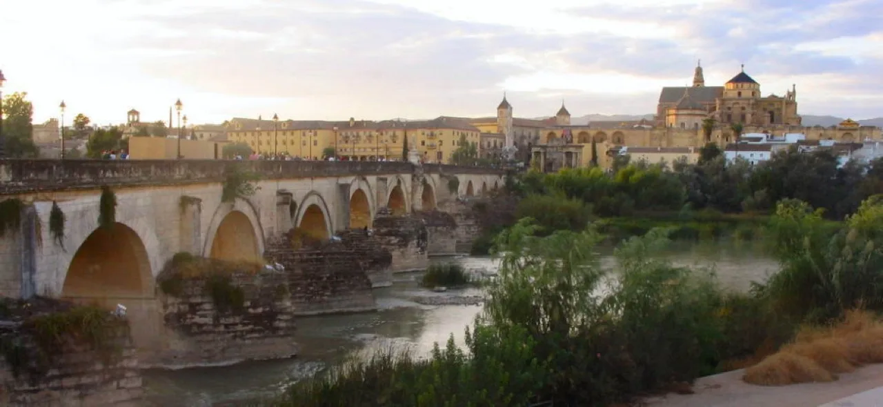 Puente romano y Mezquita-Catedral de Córdoba