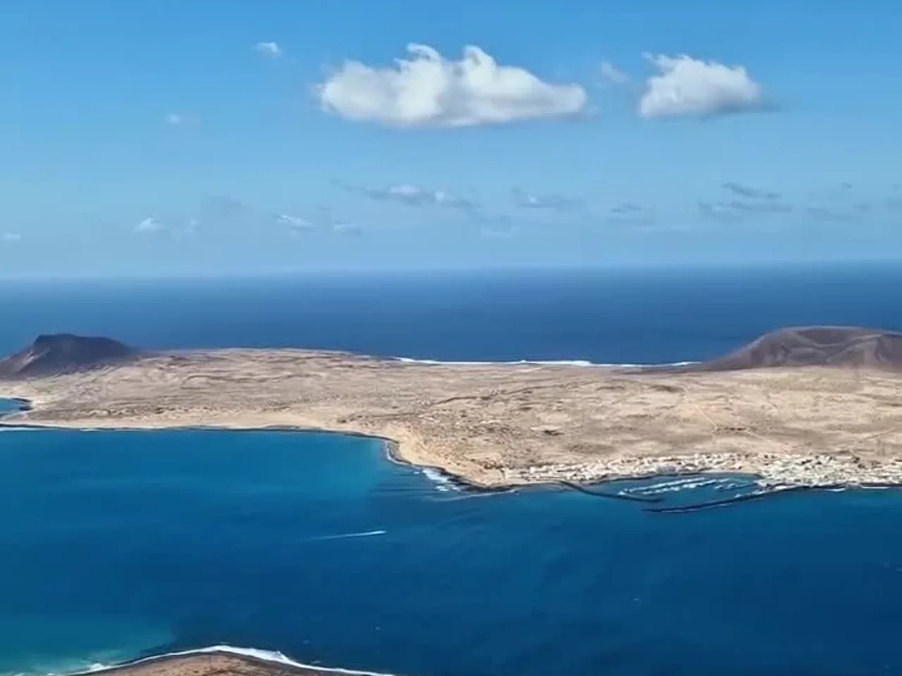La Graciosa vista desde el Mirador del Río, Lanzarote
