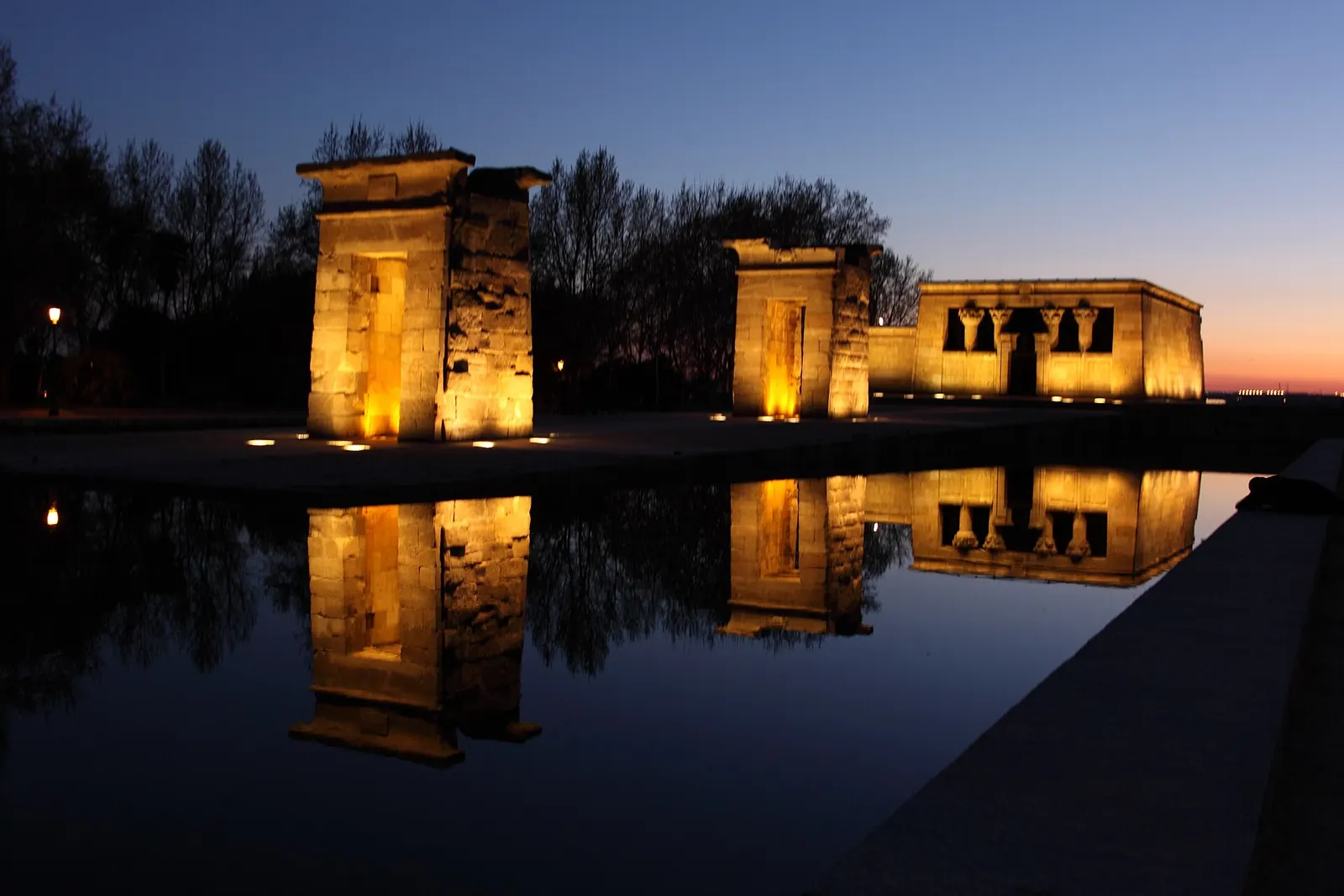 Templo de Debod al atardecer