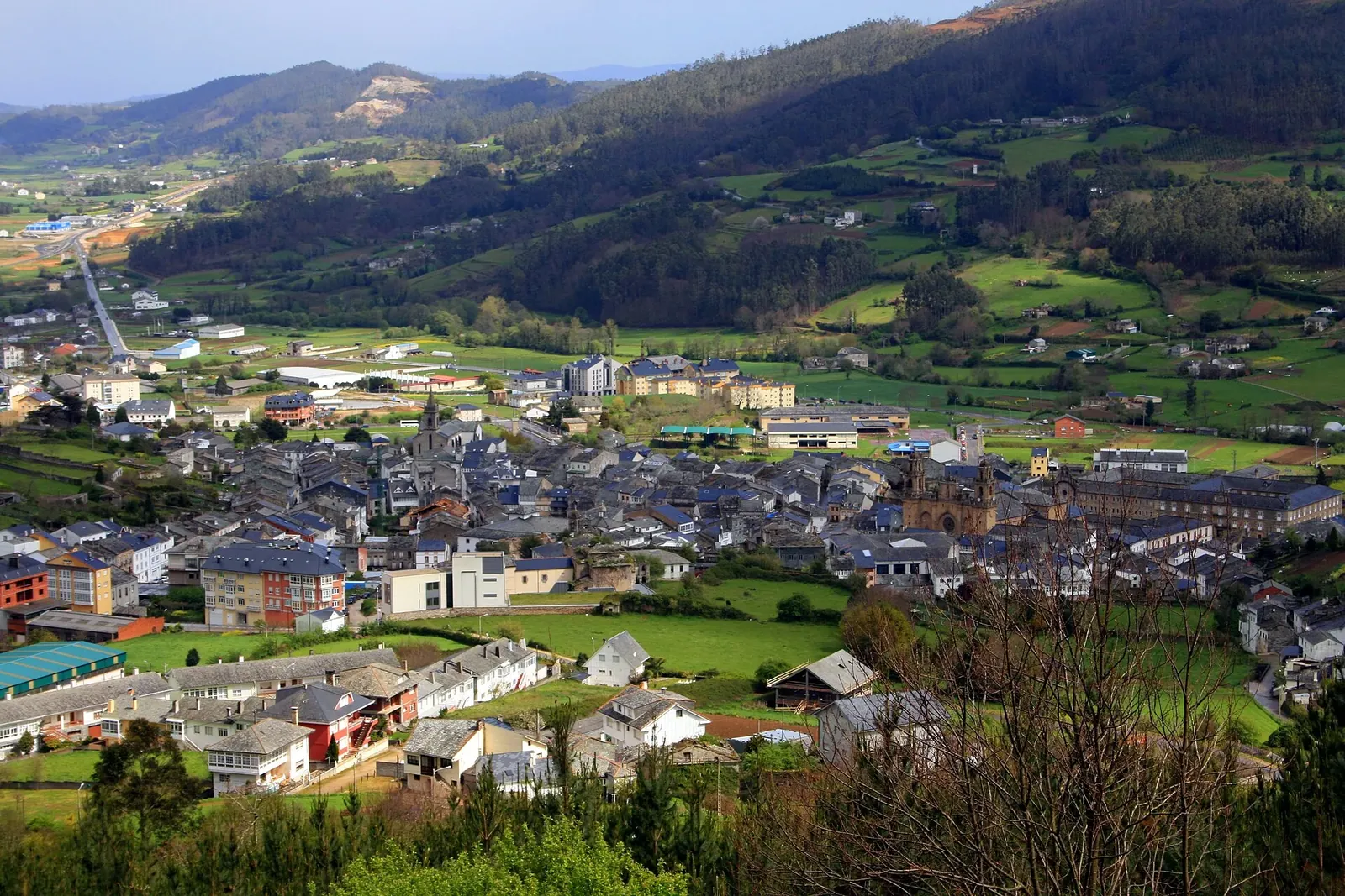 Vista panorámica de Mondoñedo y su valle