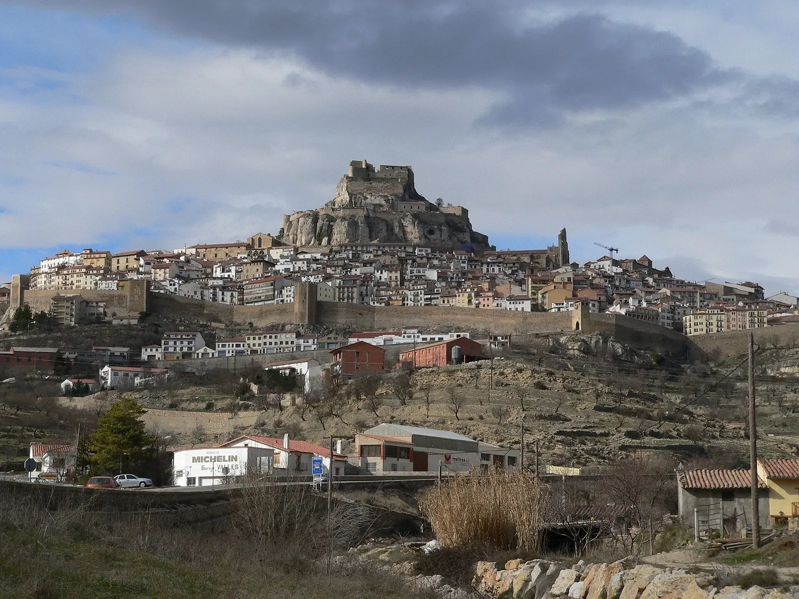 Panorámica de Morella con el castillo en lo alto