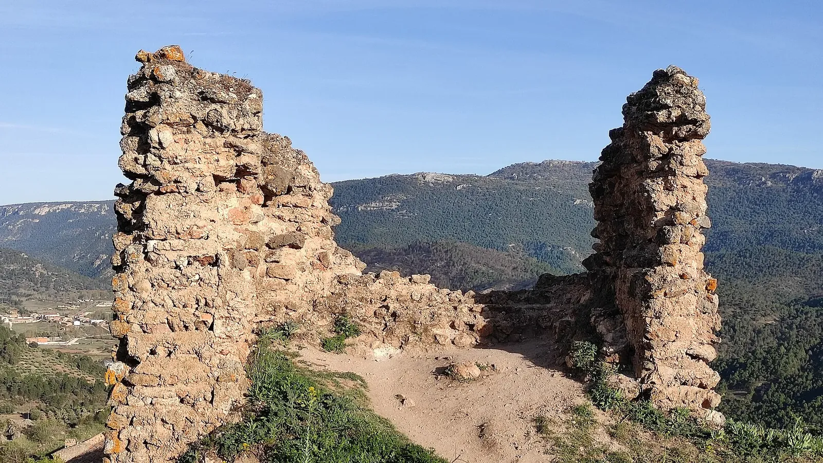 Restos de la fortaleza de Riópar Viejo