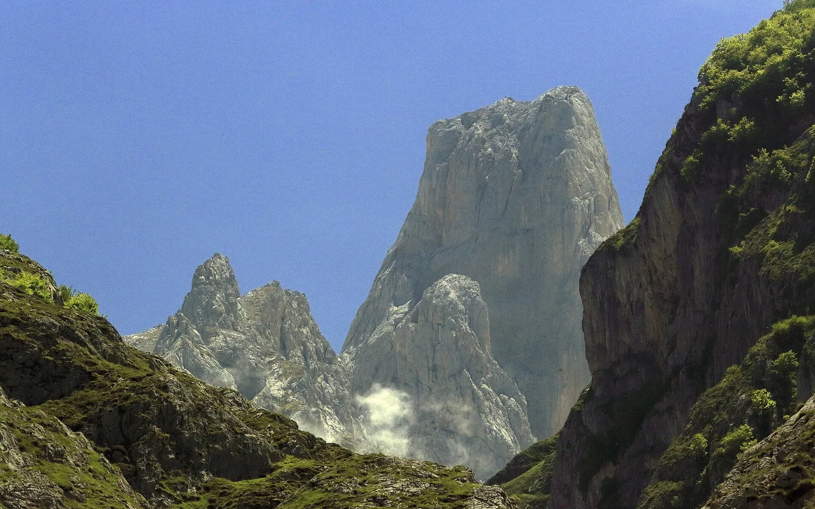 Naranjo de Bulnes