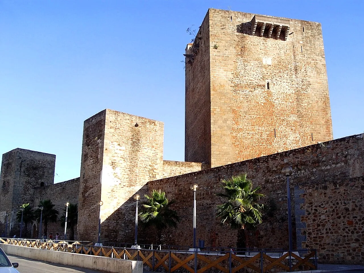 Castillo de Olivenza con su torre del homenaje