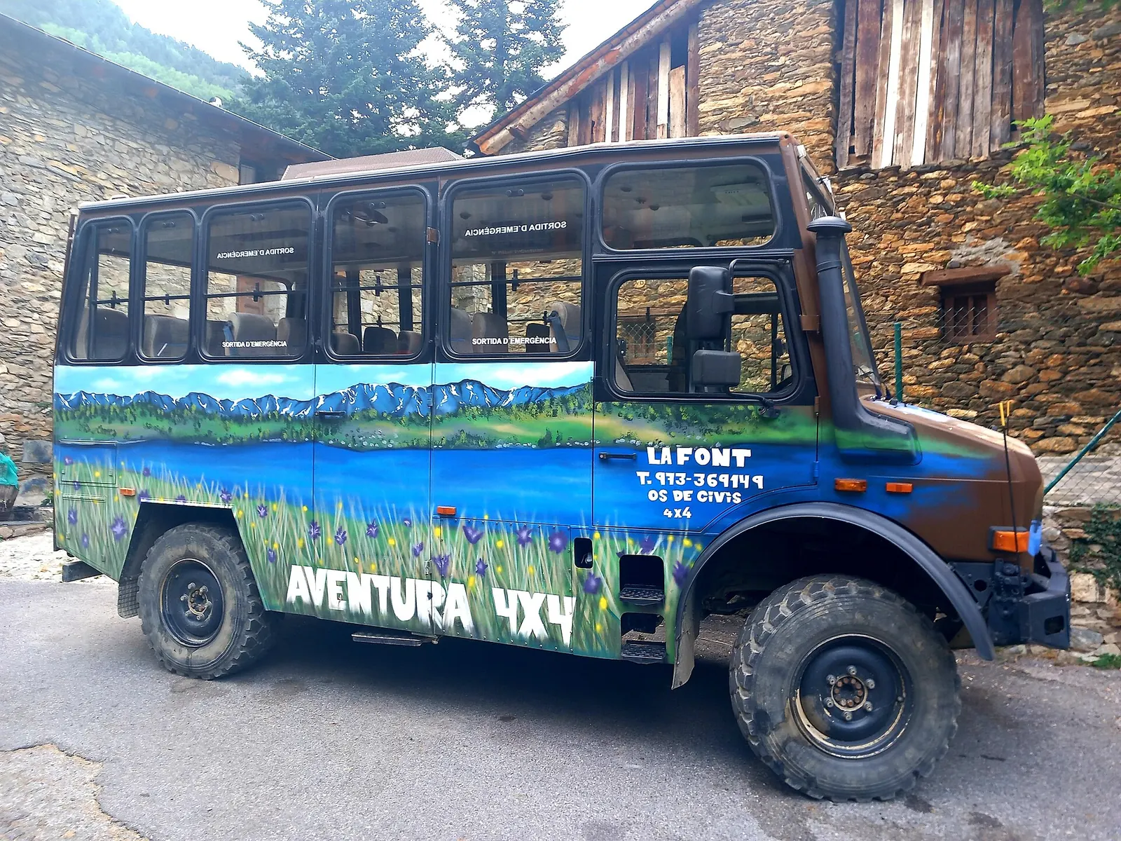 Unimog en Os de Civís
