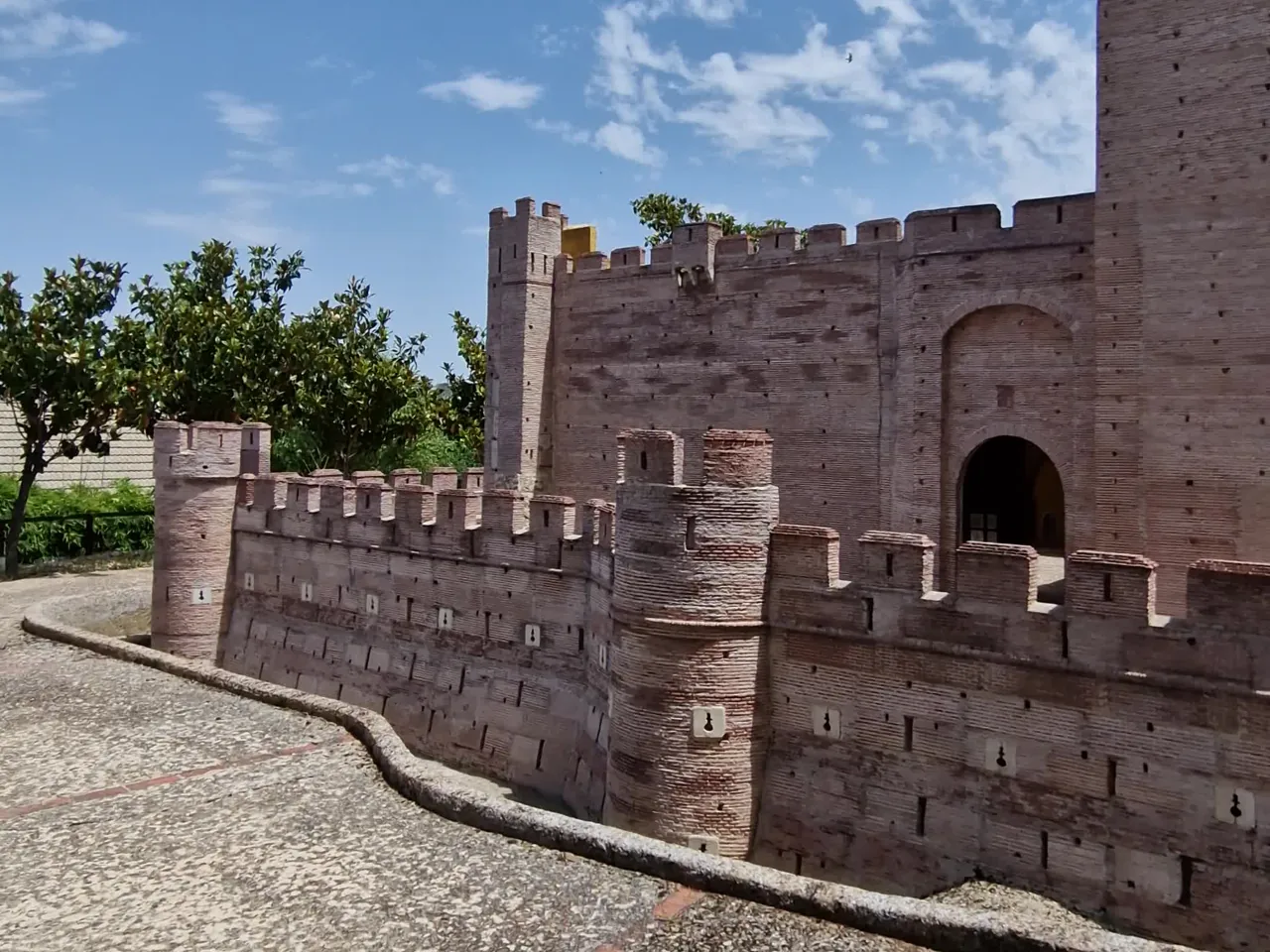 Maqueta de las murallas del castillo de la Mota de Medina del Campo