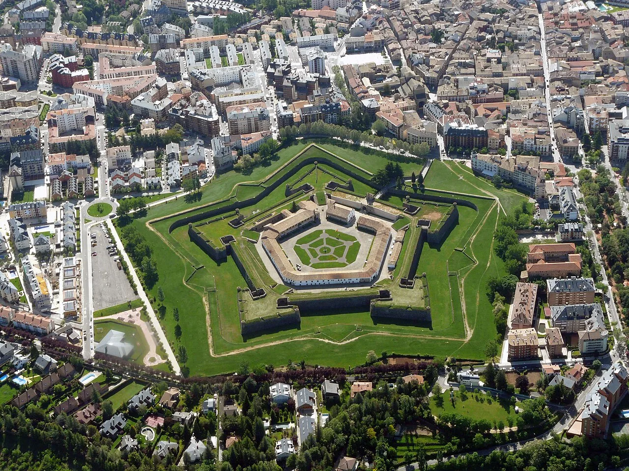 Ciudadela de Jaca, Pirineo Aragonés