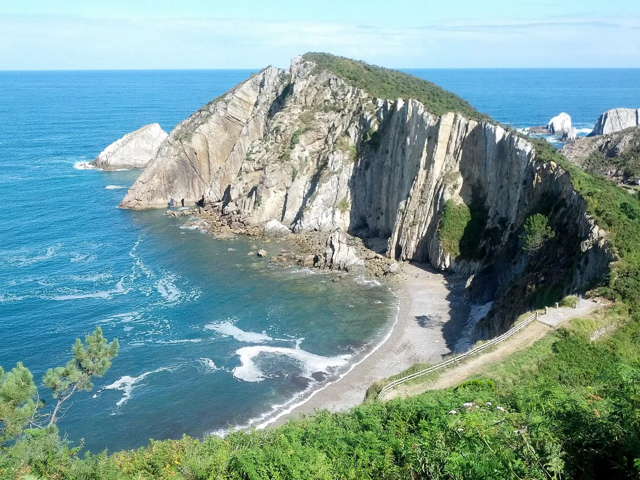 Playa de Silencio vista desde el acceso