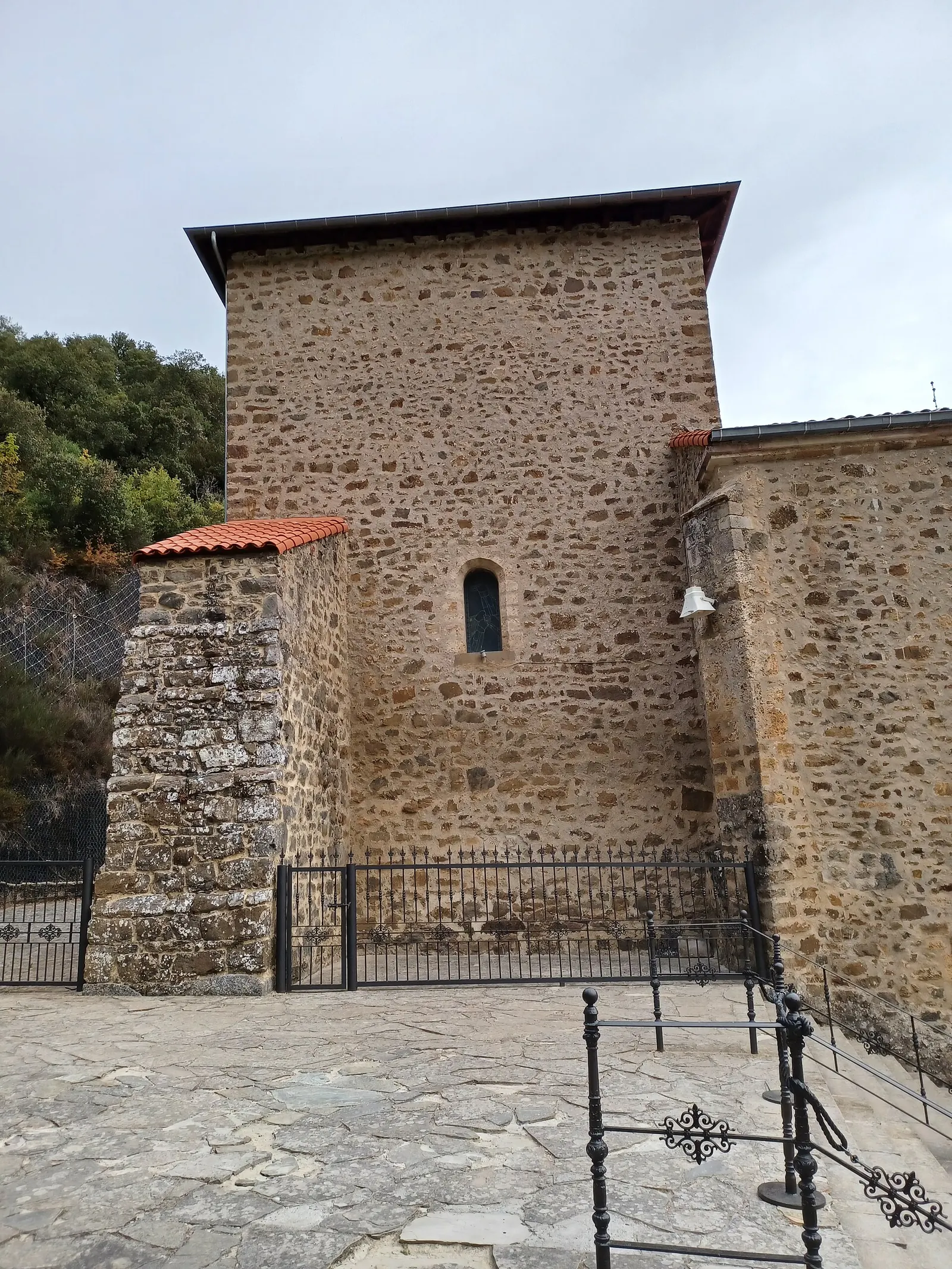 Torre del Monasterio de Santo Toribio de Liébana