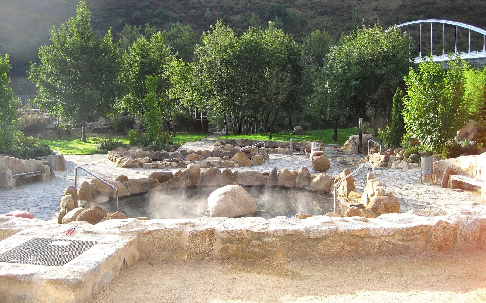 Pozas de Outariz y Burga de Canedo (Ourense): termas junto al Miño, estado actual y cómo llegar