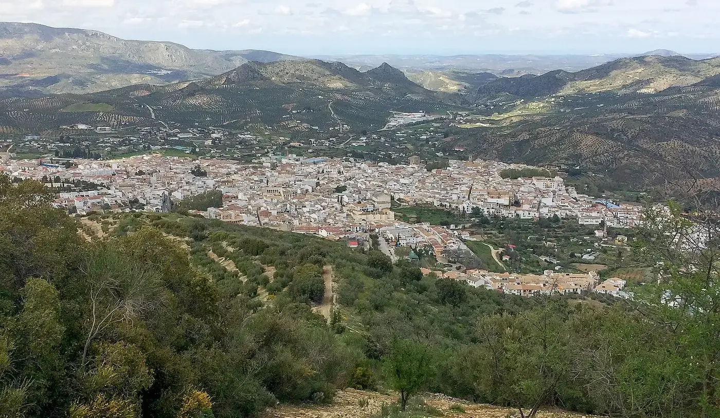 Priego de Córdoba entre las Sierras Subbéticas