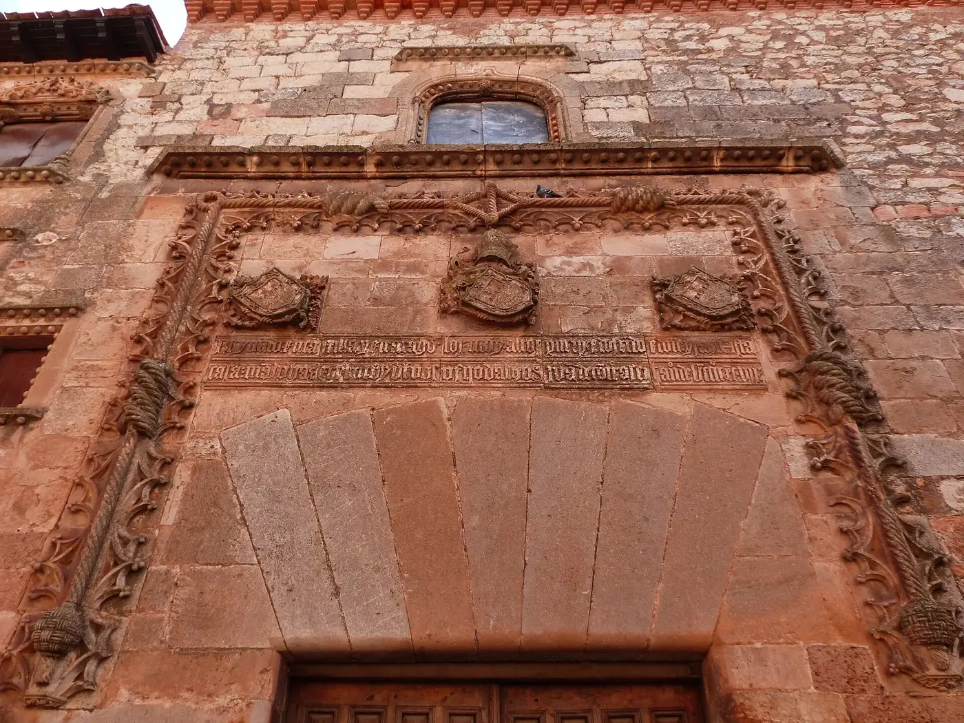 Fachada del Palacio de los Contreras en Ayllón