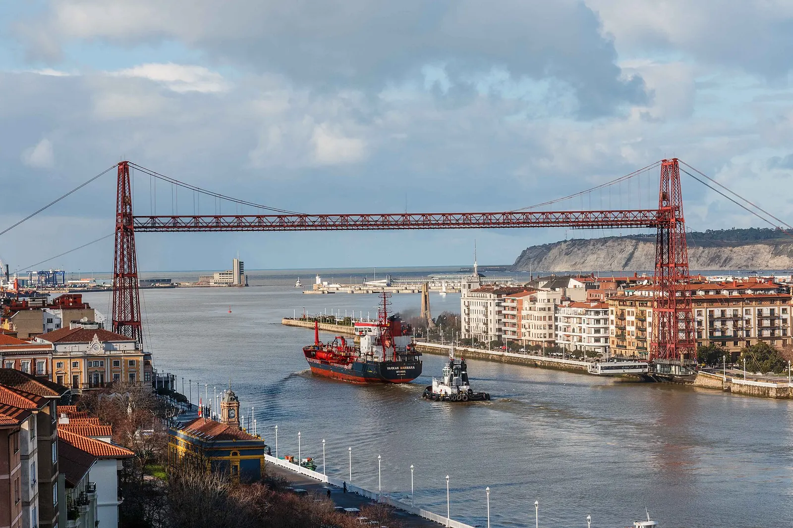Puente de Vizcaya sobre la ría