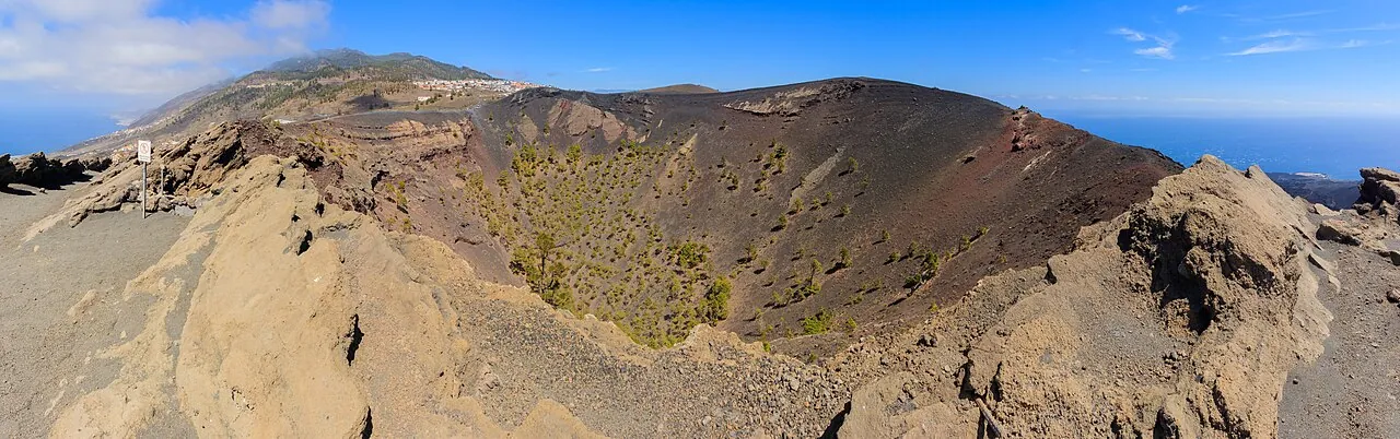 Cráter del volcán San Antonio