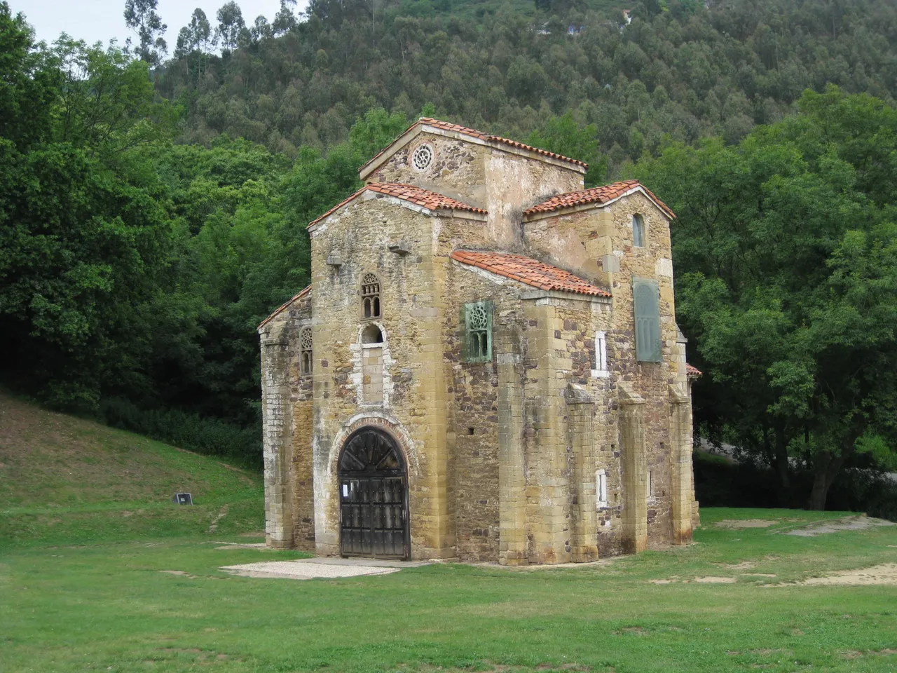 San Miguel de Lillo en Oviedo