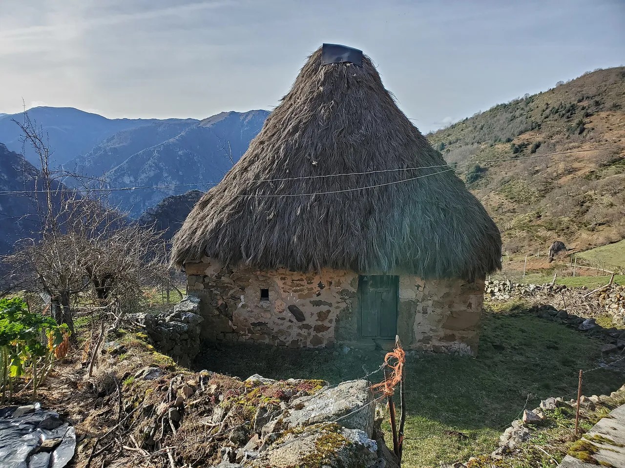 Teito tradicional en La Falguera, Somiedo