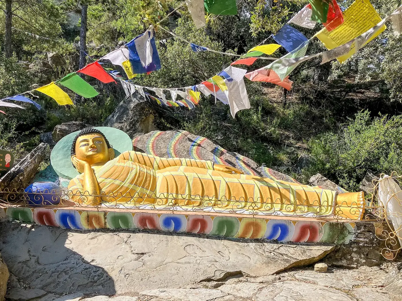 Buda reclinado en Dag Shang Kagyu