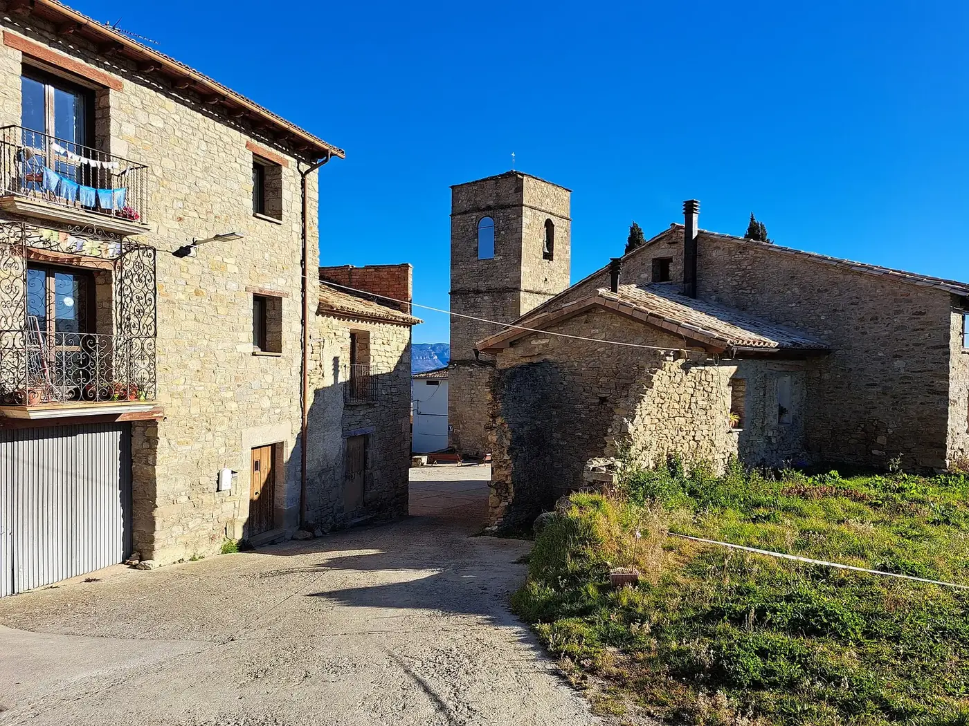 Vista de Panillo en la Ribagorza