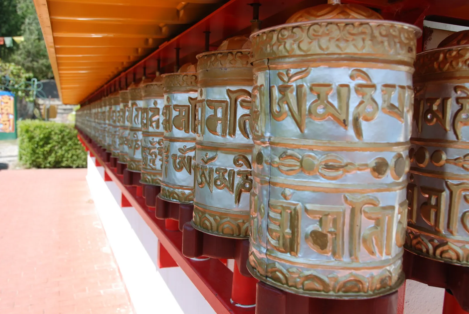 Ruedas de oración en Dag Shang Kagyu
