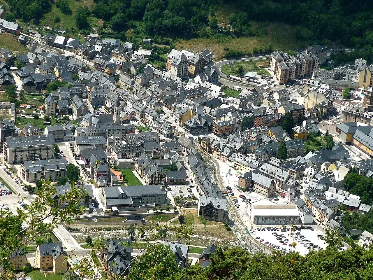 Vista de Vielha desde lo alto