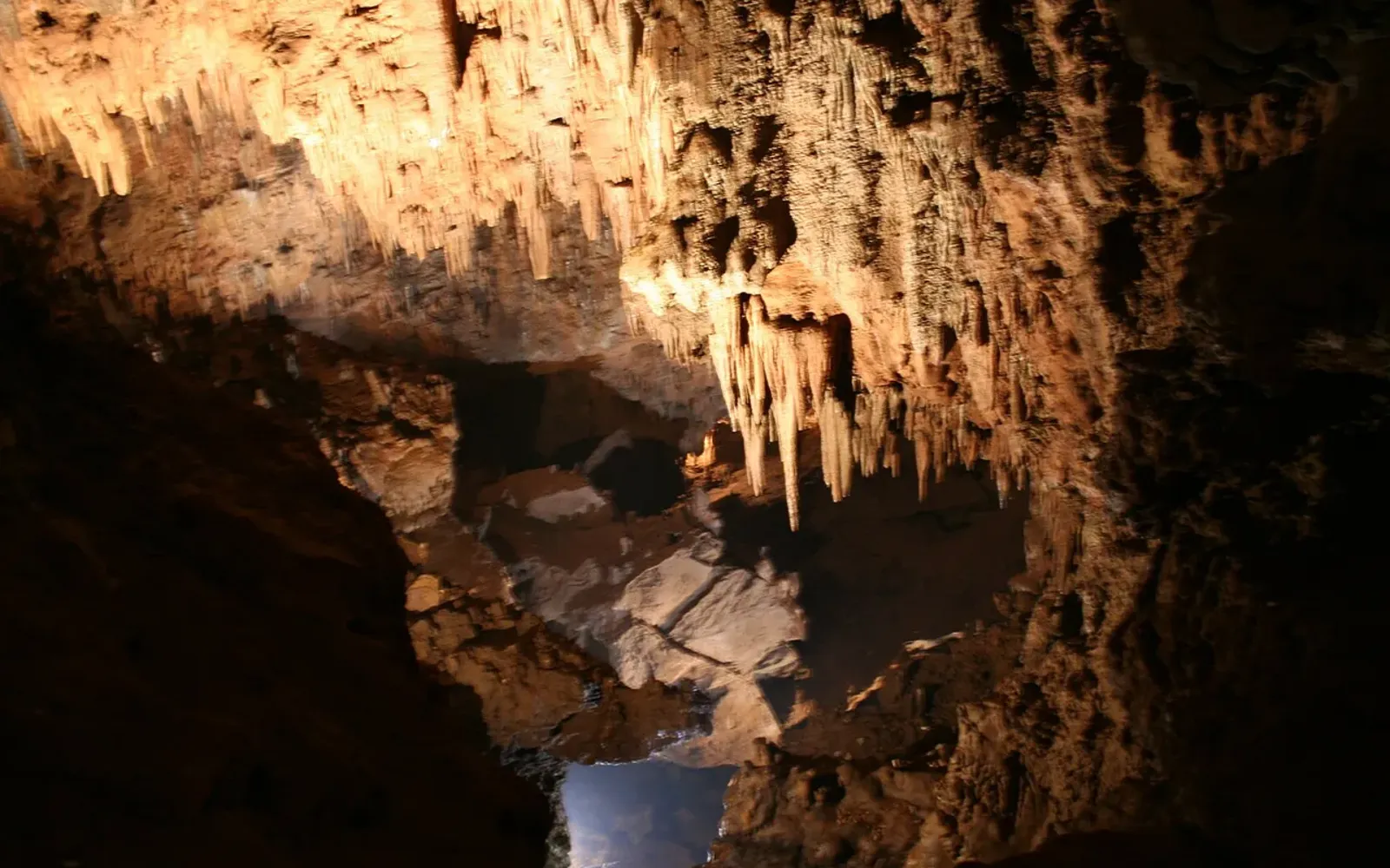 Cueva de Valporquero